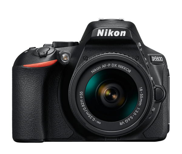 Nikon D5600 camera with AF-P 18-55 mm + AF-P 70-300 mm VR